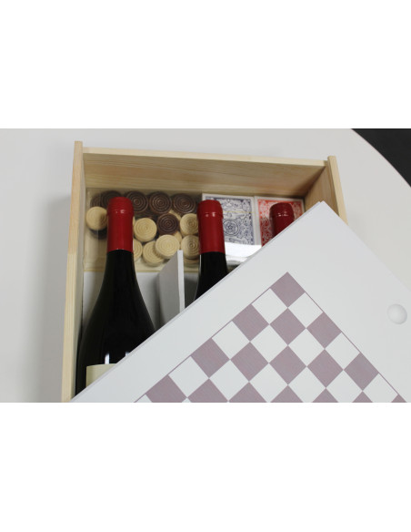 WOODEN WINE BOX - GAME OF CHECKERS